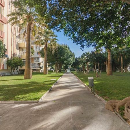 Sea View Apartment ベナルマデナ エクステリア 写真