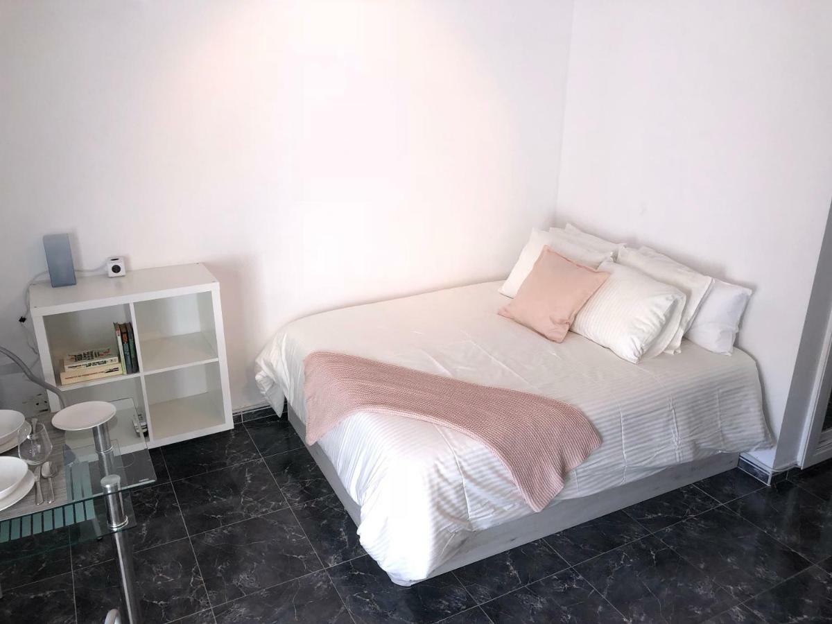 Sea View Apartment ベナルマデナ エクステリア 写真